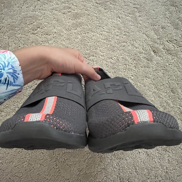 NWOT Men’s APL TechLoom Bliss Grey and Orange - Picture 9 of 9